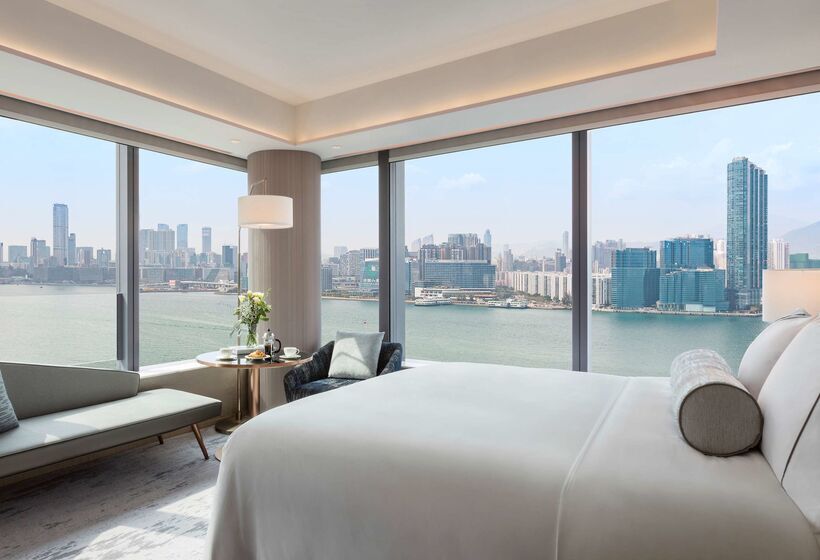 هتل Hyatt Centric Victoria Harbour