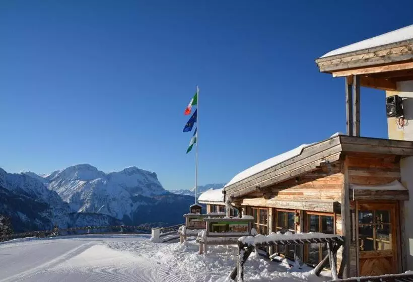 Hotel Rifugio Graziani Hütte