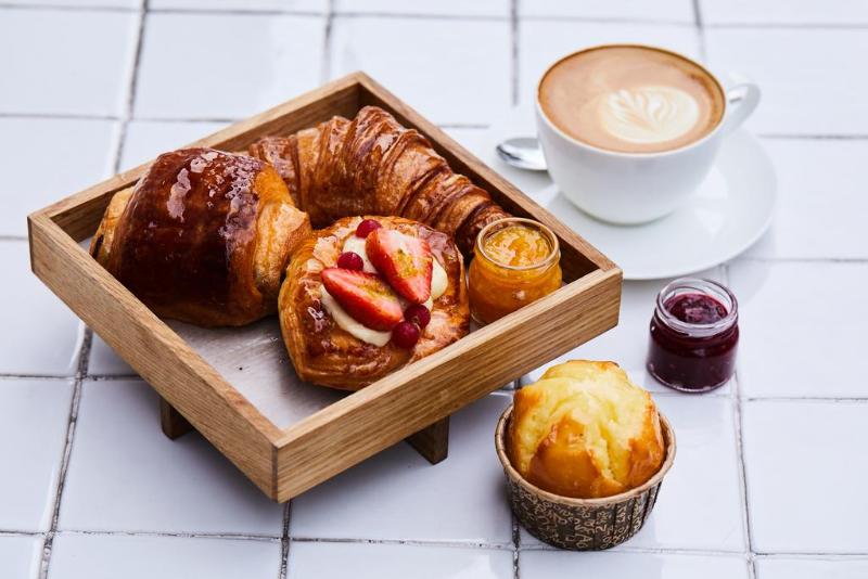 Hotel The Middle House