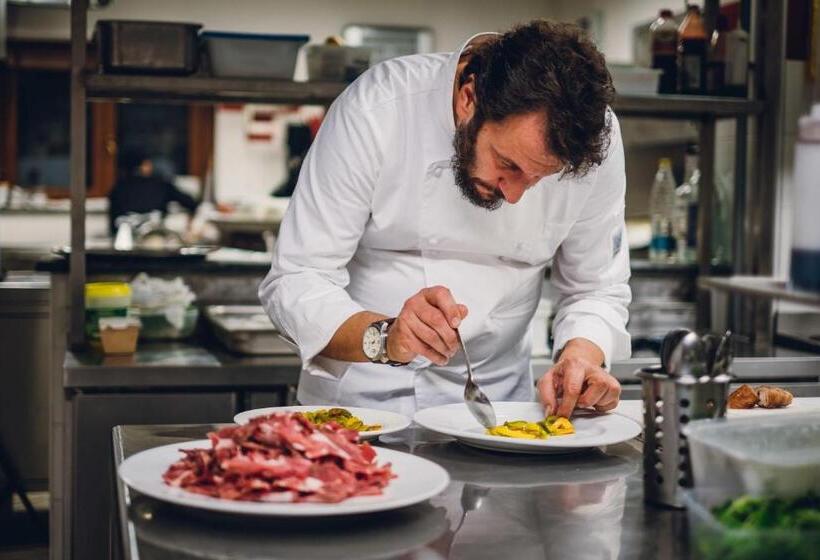 فندق Ultimo Borgo