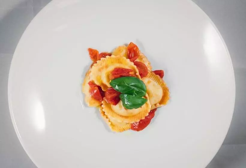 Hotelli Ultimo Borgo