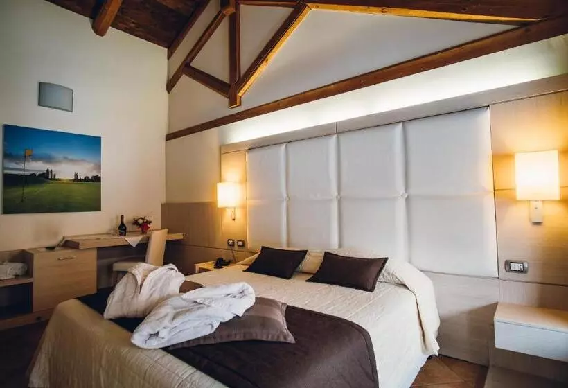 Hotelli Ultimo Borgo