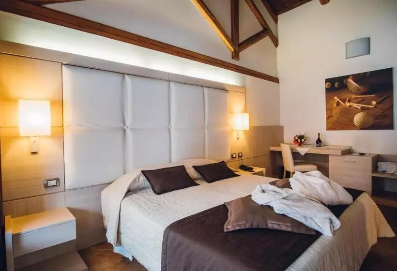 Hotelli Ultimo Borgo