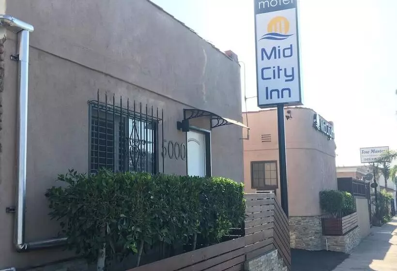 モーテル Mid City Inn