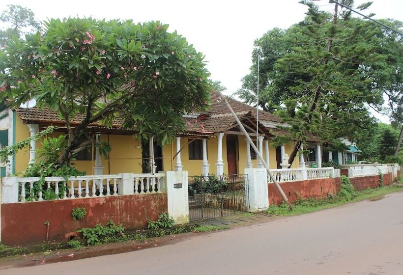 Oyo 6474 Home Boutique 2 Bhk Villa Candolim