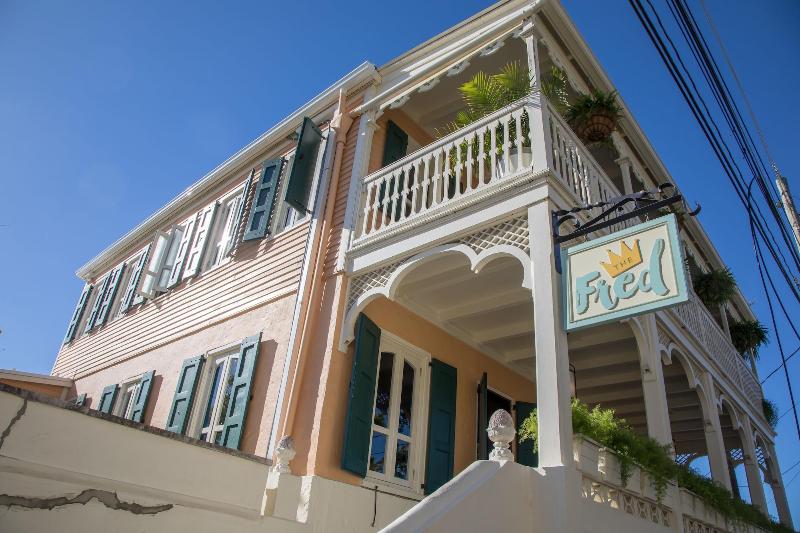 استراحتگاه The Fred Adults Only