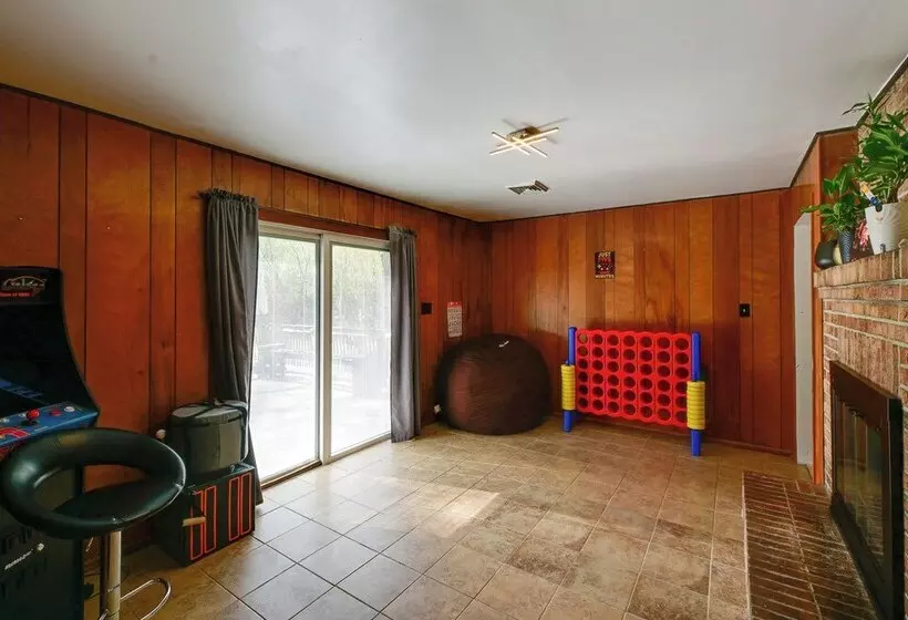 Serene Delmar Nature Escape On 15 Acres!