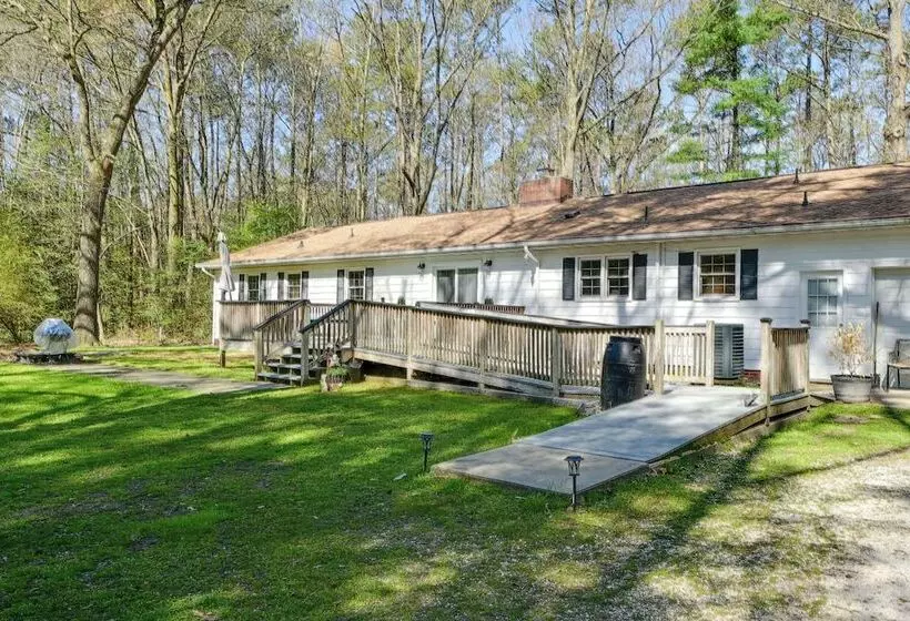 Serene Delmar Nature Escape On 15 Acres!