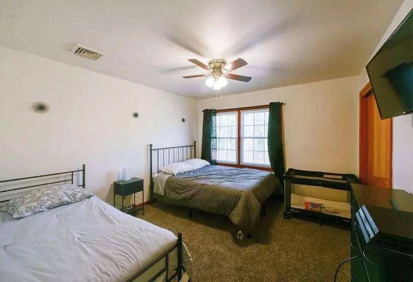 Serene Delmar Nature Escape On 15 Acres!