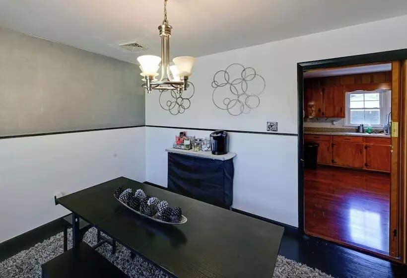 Serene Delmar Nature Escape On 15 Acres!