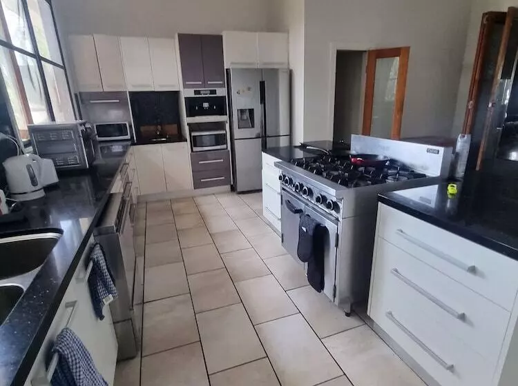 Retkeilymaja Avenues Xchange