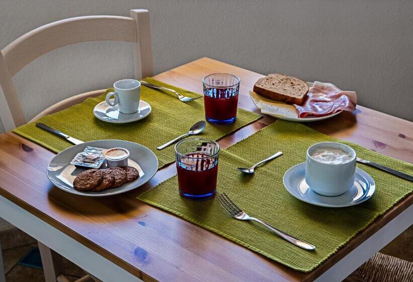 Nocleg ze śniadaniem Giaco's Rooms