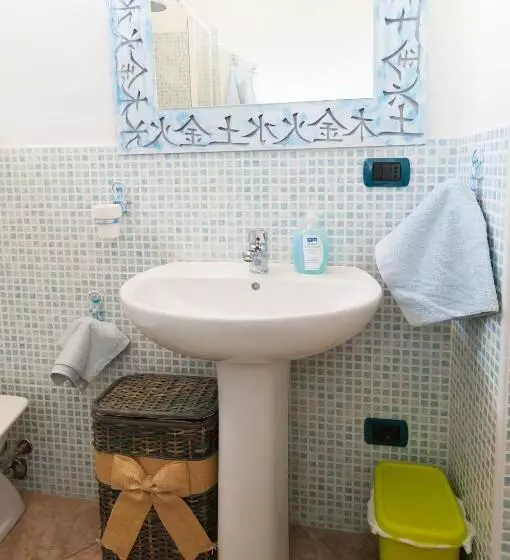 ベッドアンドブレックファースト Giaco's Rooms