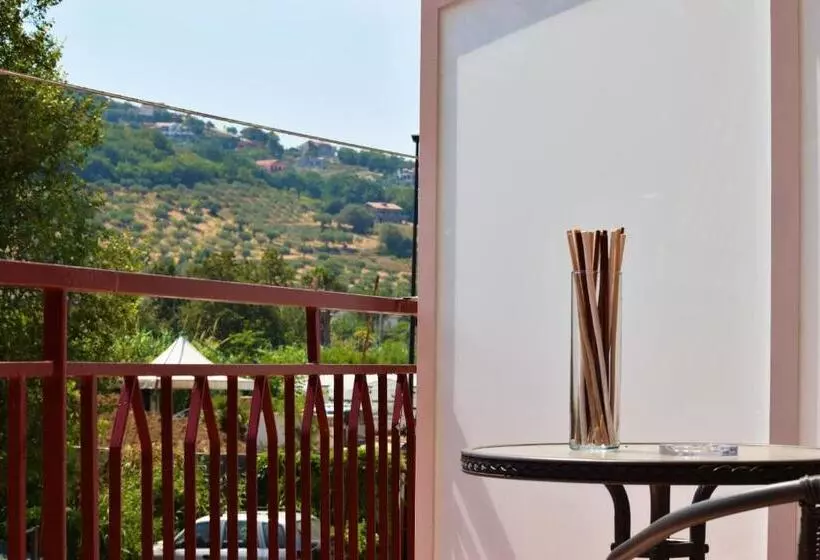 تختخواب و صبحانه Il Rifugio D'amare