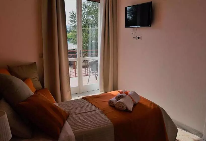 تختخواب و صبحانه Il Rifugio D'amare