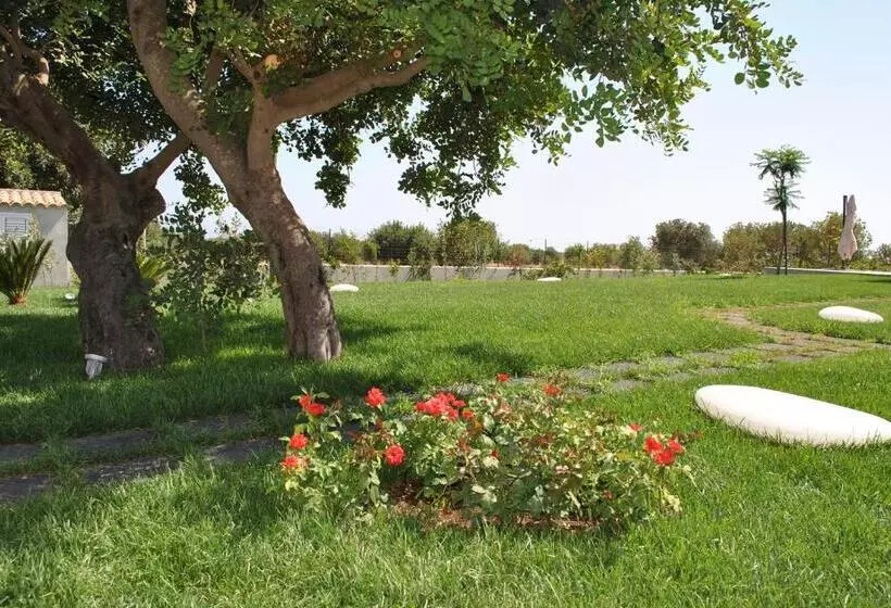 تختخواب و صبحانه La Giara