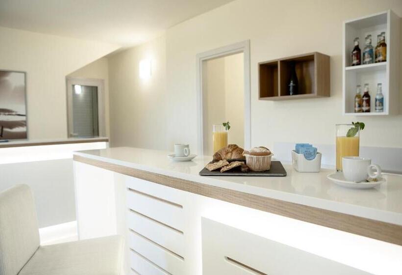 住宿加早餐  La Giara