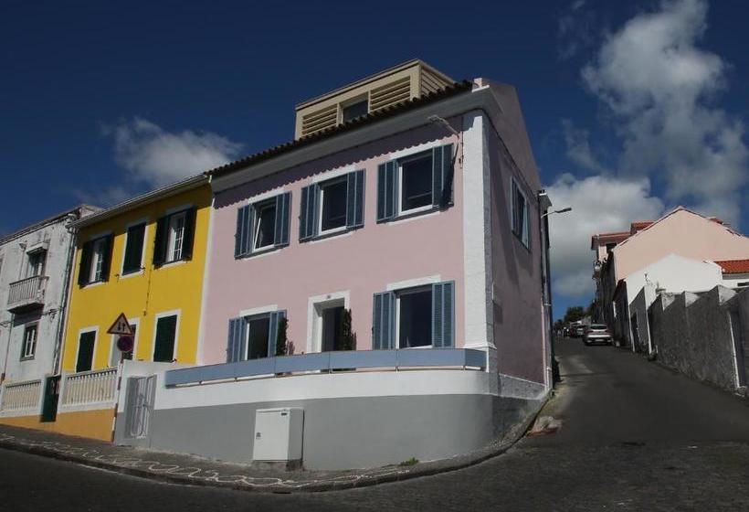 ベッドアンドブレックファースト Manta Ray Lodge