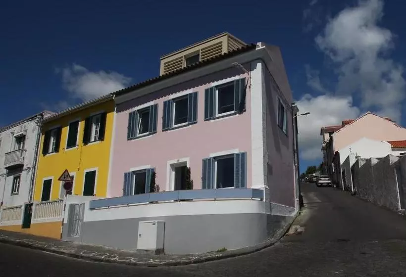 Aamiaismajoitus (B&B) Manta Ray Lodge