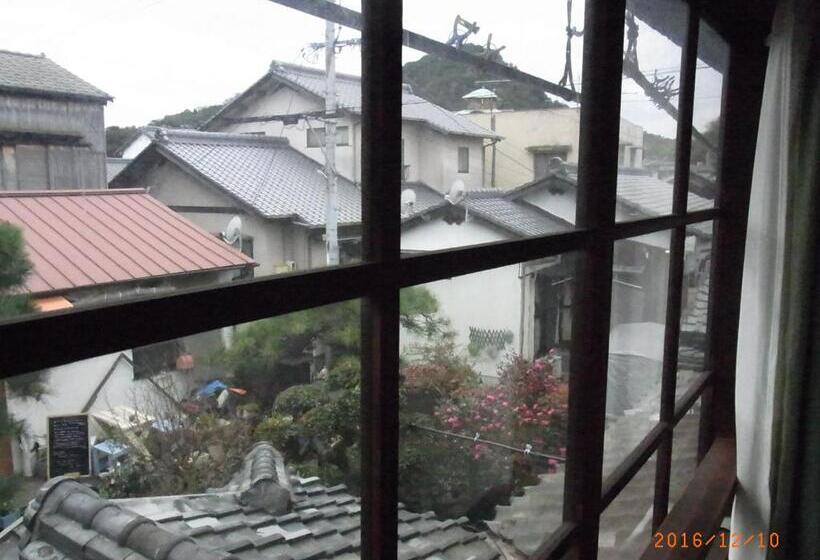 مبيت وإفطار Oyajino Umi