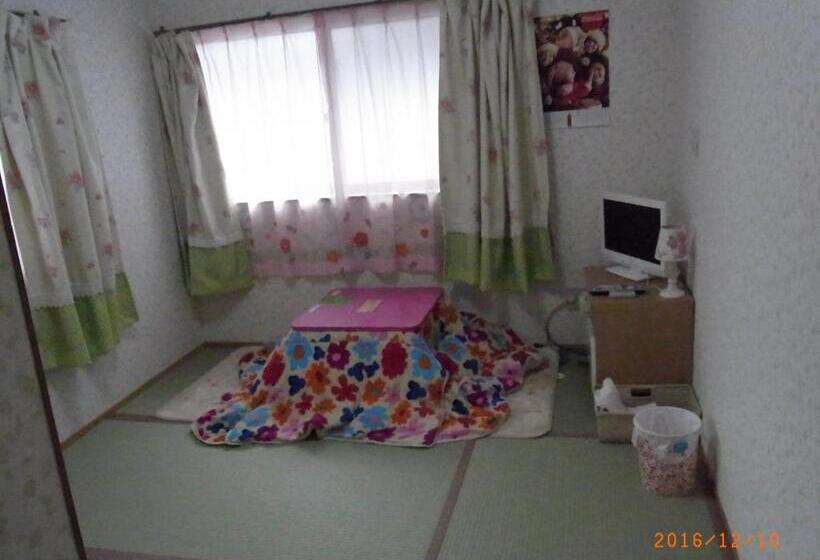 مبيت وإفطار Oyajino Umi