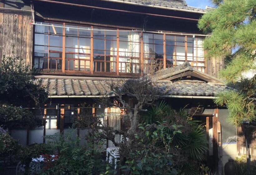 مبيت وإفطار Oyajino Umi