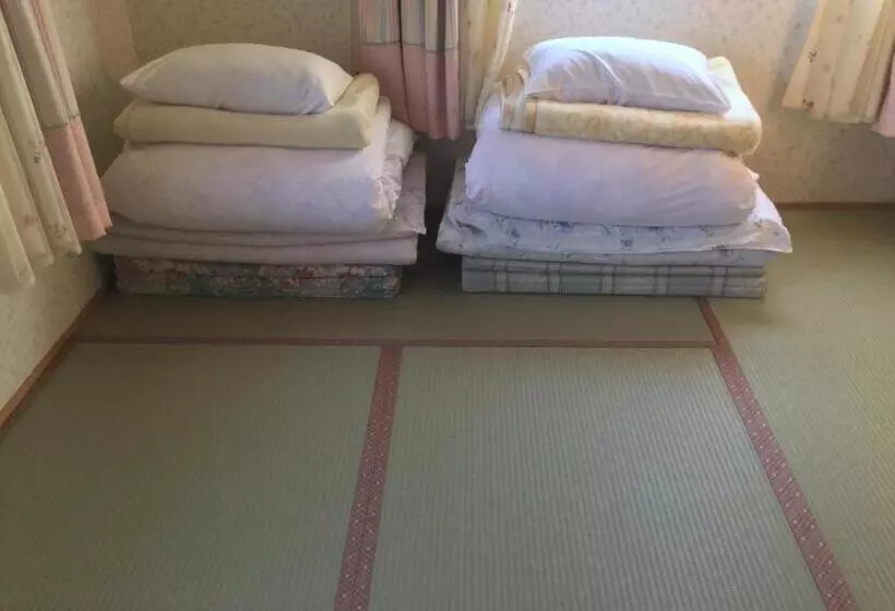 Aamiaismajoitus (B&B) Oyajino Umi