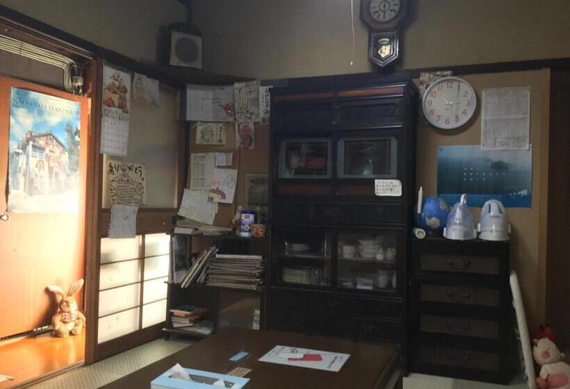 مبيت وإفطار Oyajino Umi