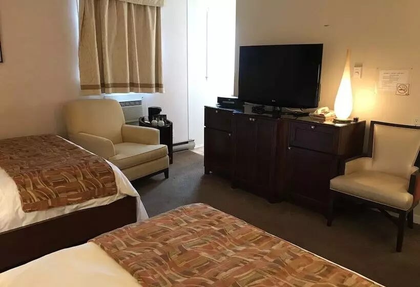 Cardinal Court Motel