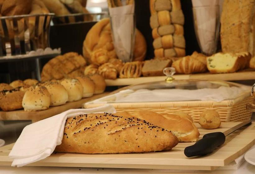 هتل Marriott Executive Apartments Madinah