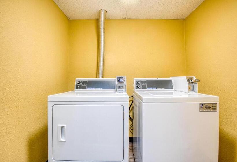 فندق Fairbridge Inn Express Monroe City