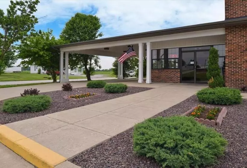 Hotelli Fairbridge Inn Express Monroe City