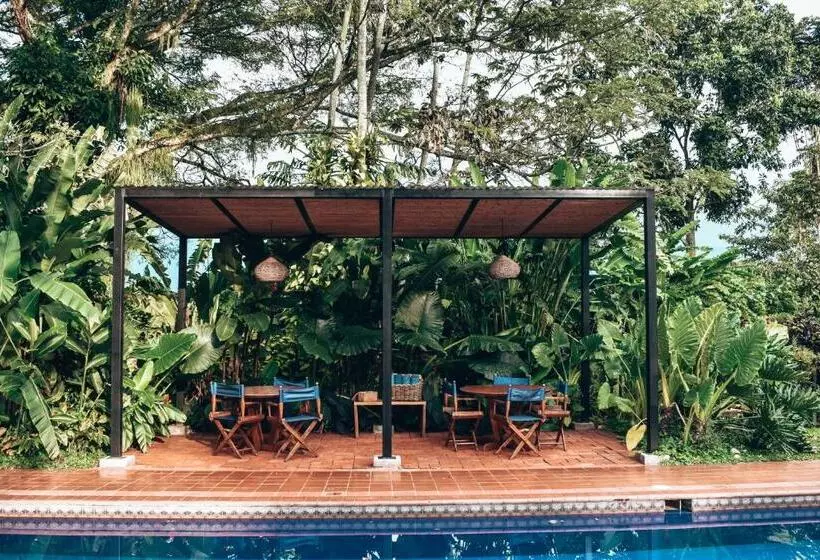 Hotelli Hacienda Bambusa