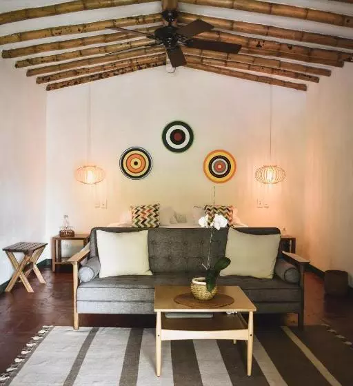 Hotelli Hacienda Bambusa