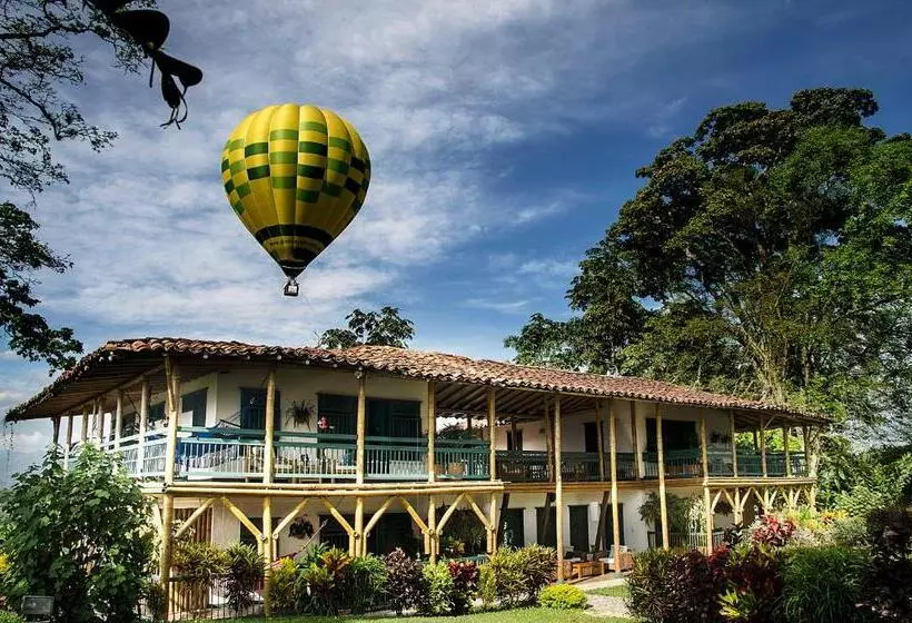 Hotelli Hacienda Bambusa