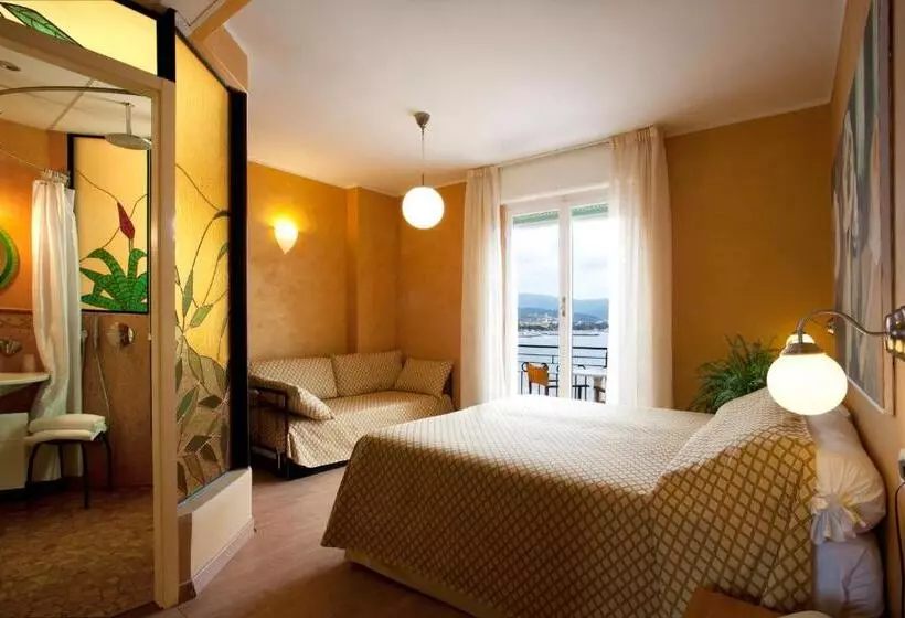 Hotelli Jasmin Charme