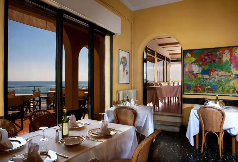 Hotelli Jasmin Charme