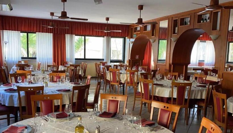 בית מלון כפרי Lungomare