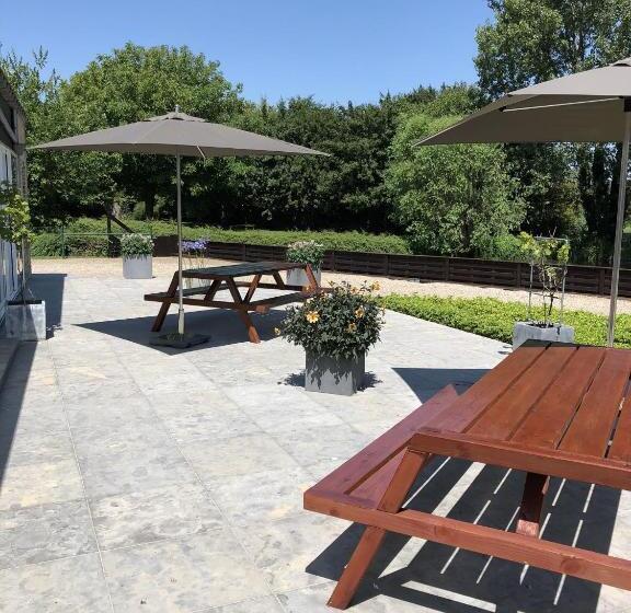 בית מלון כפרי Oude Abdij