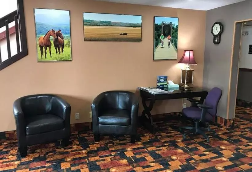 Motelli Heartland Hotel & Suites