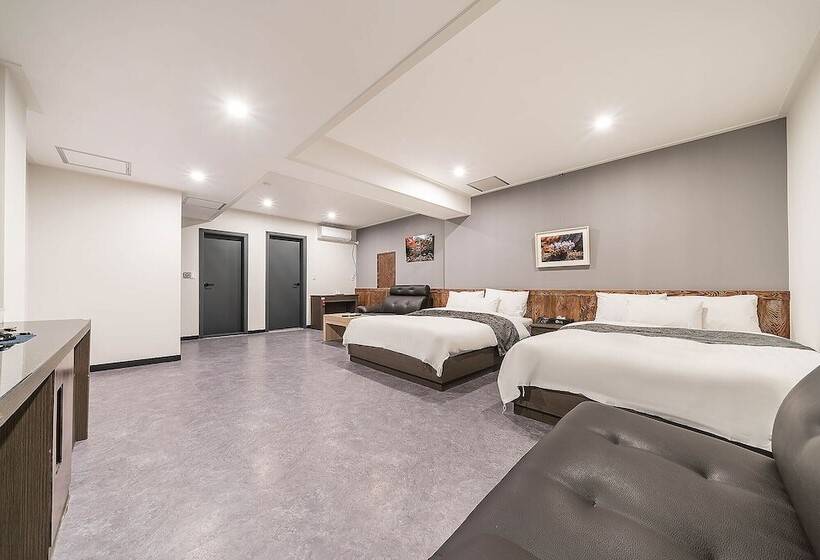 Мотель Line Plus