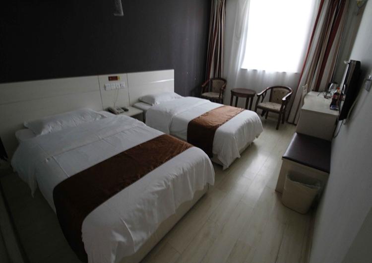 Отель Thank Inn Plus  Donghai Crystal City