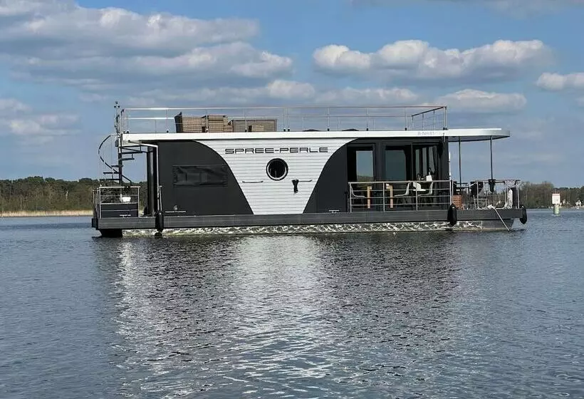 Hotelli Houseboat On The Dahme, Wildau