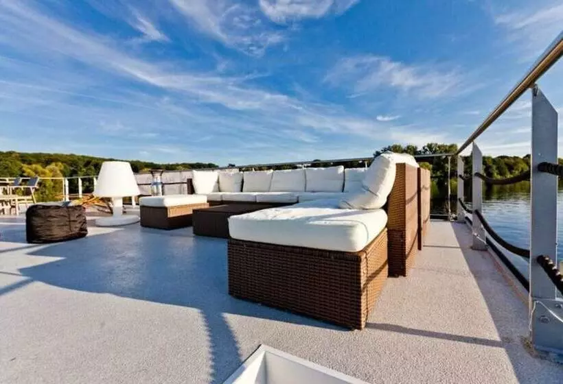 Hotelli Houseboat On The Dahme, Wildau