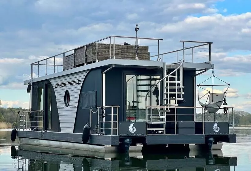 Hotelli Houseboat On The Dahme, Wildau