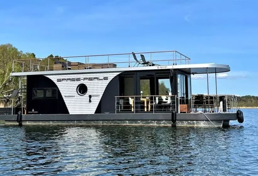 Hotelli Houseboat On The Dahme, Wildau