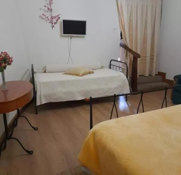 Aamiaismajoitus (B&B) Casa Das Freiras