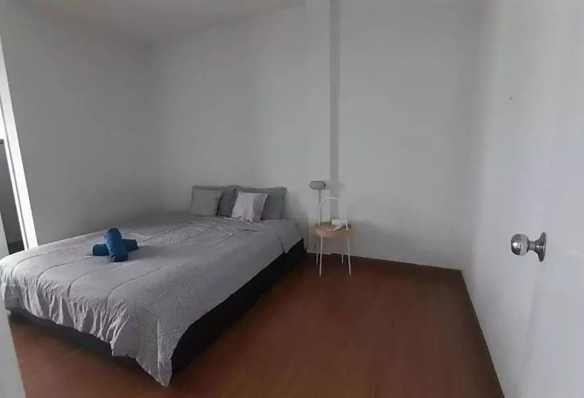 Homey Don Mueang Airport Hostel