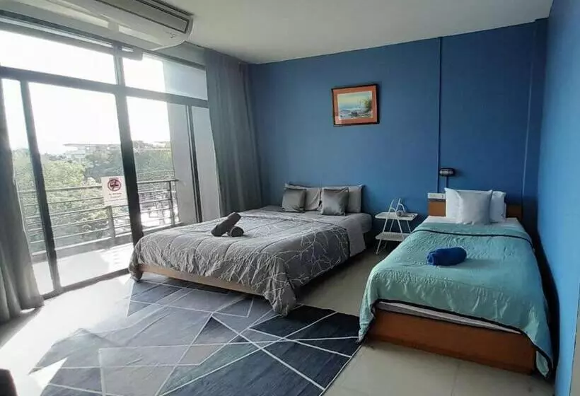 Homey Don Mueang Airport Hostel