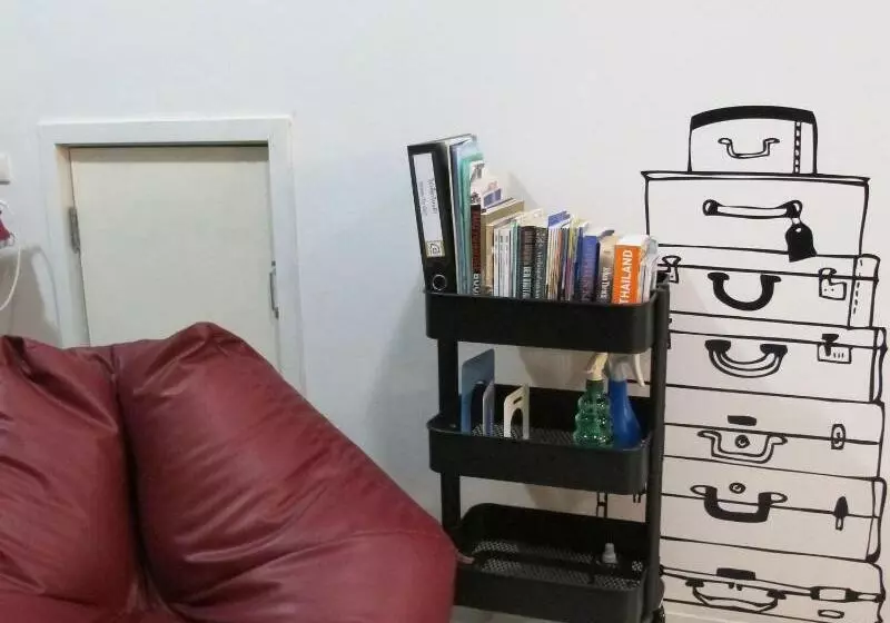 Homey Don Mueang Airport Hostel